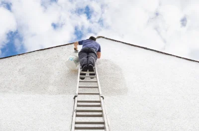 Peinture extérieure à Monts-sur-Guesnes — façades et ravalement